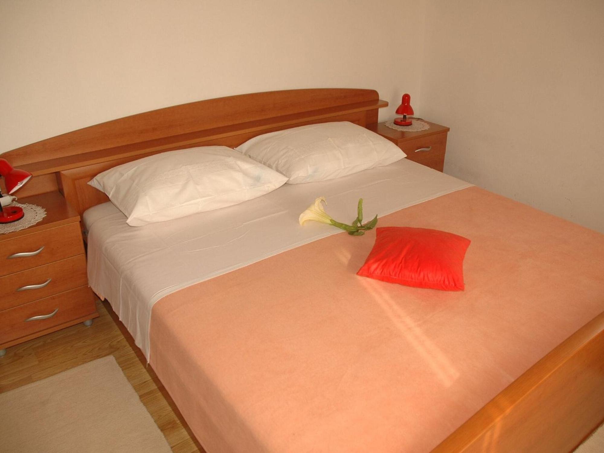 Apartment Vukorep - Two Bedroom With Terrace And Field View